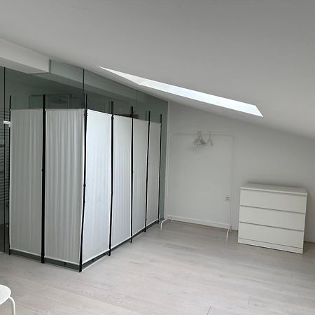 Black & White Apartments Rozna Dolina Ljubljana Ngoại thất bức ảnh