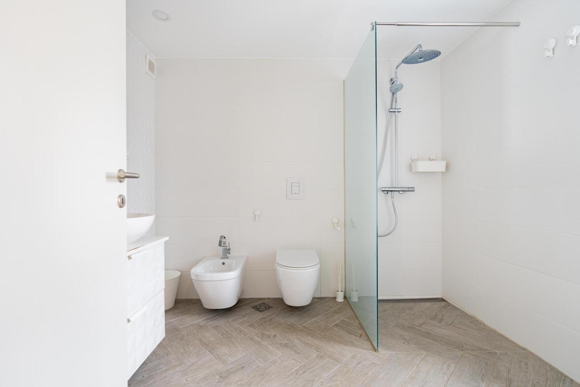Black & White Apartments Rozna Dolina Ljubljana Ngoại thất bức ảnh
