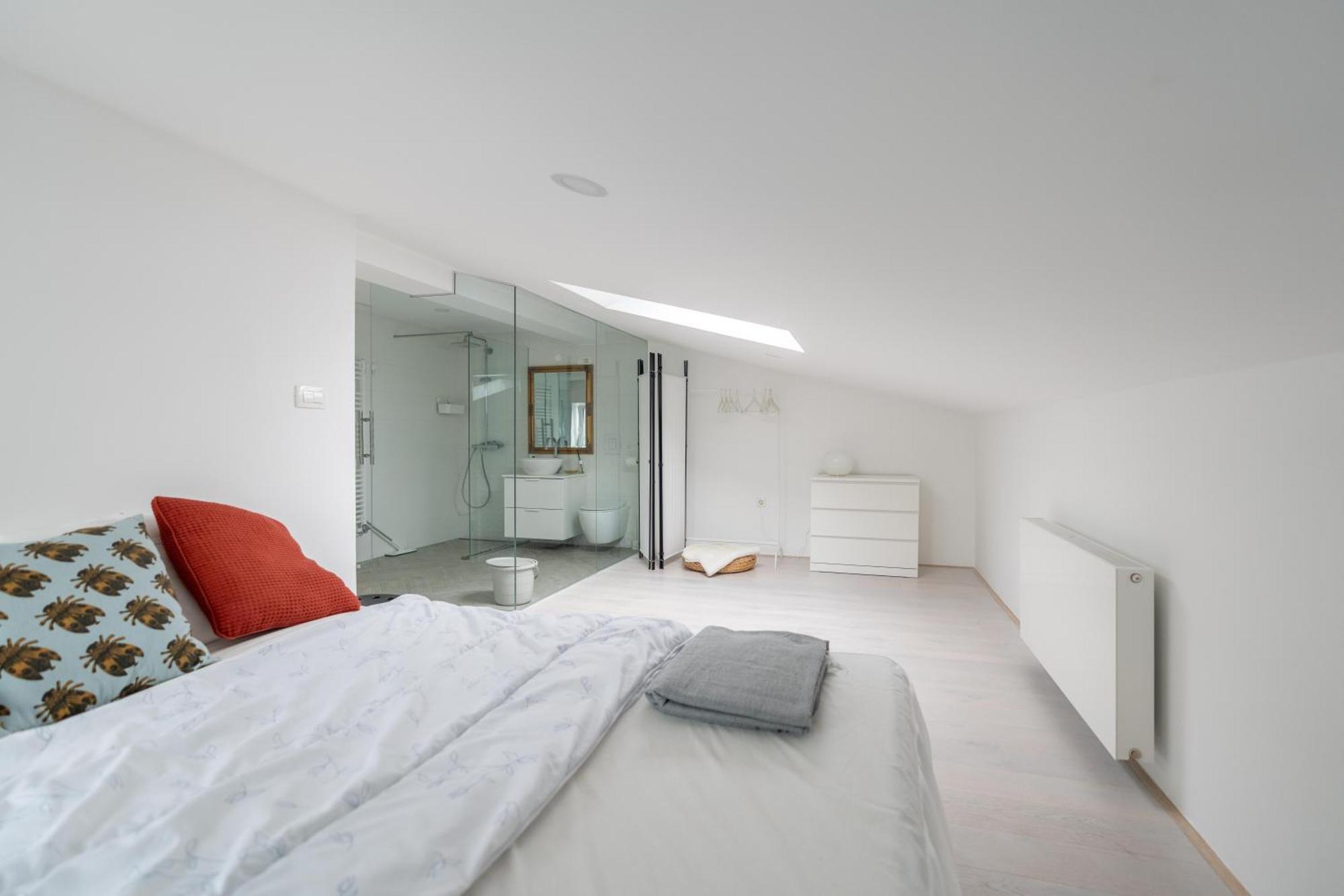Black & White Apartments Rozna Dolina Ljubljana Ngoại thất bức ảnh